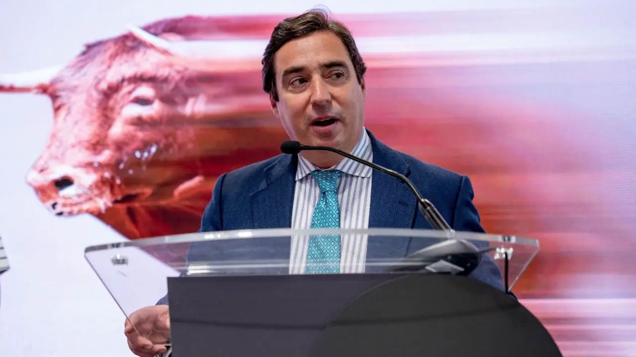 El empresario de Lances de Futuro, Jos&eacute; Mar&iacute;a Garz&oacute;n, durante su intervenci&oacute;n en FITUR en el acto promocional de 'C&oacute;rdoba es M&aacute;s'.