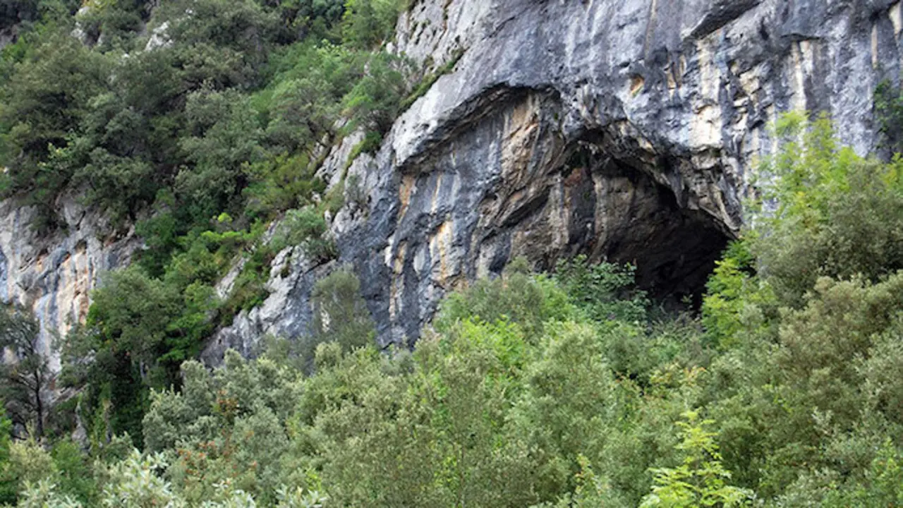 La cueva El Mir&oacute;n. / UC