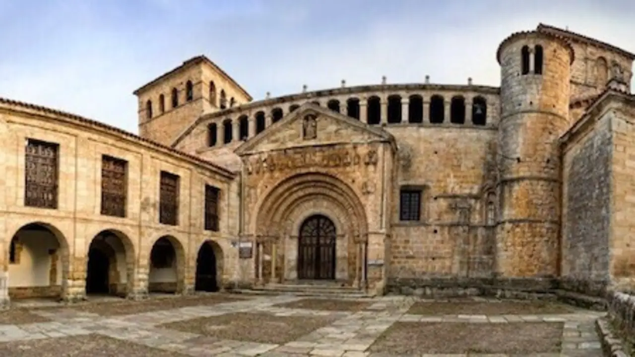 La Colegiata de Santa Juliana. / T.C