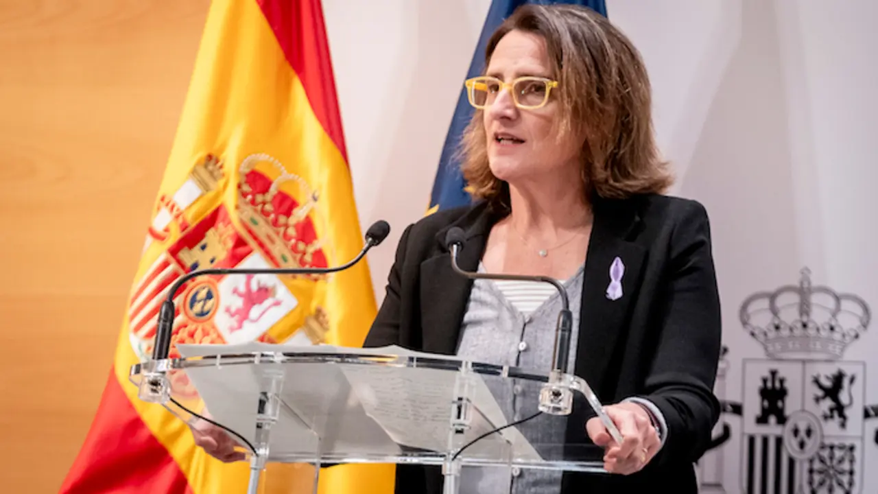 La vicepresidenta tercera y ministra para la Transici&oacute;n Ecol&oacute;gica y el Reto Demogr&aacute;fico, Teresa Ribera. / EP