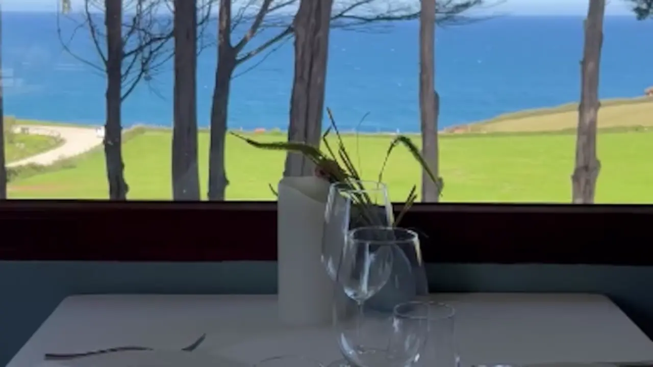 Las vistas desde el interior del restaurante El Remedio. / IG