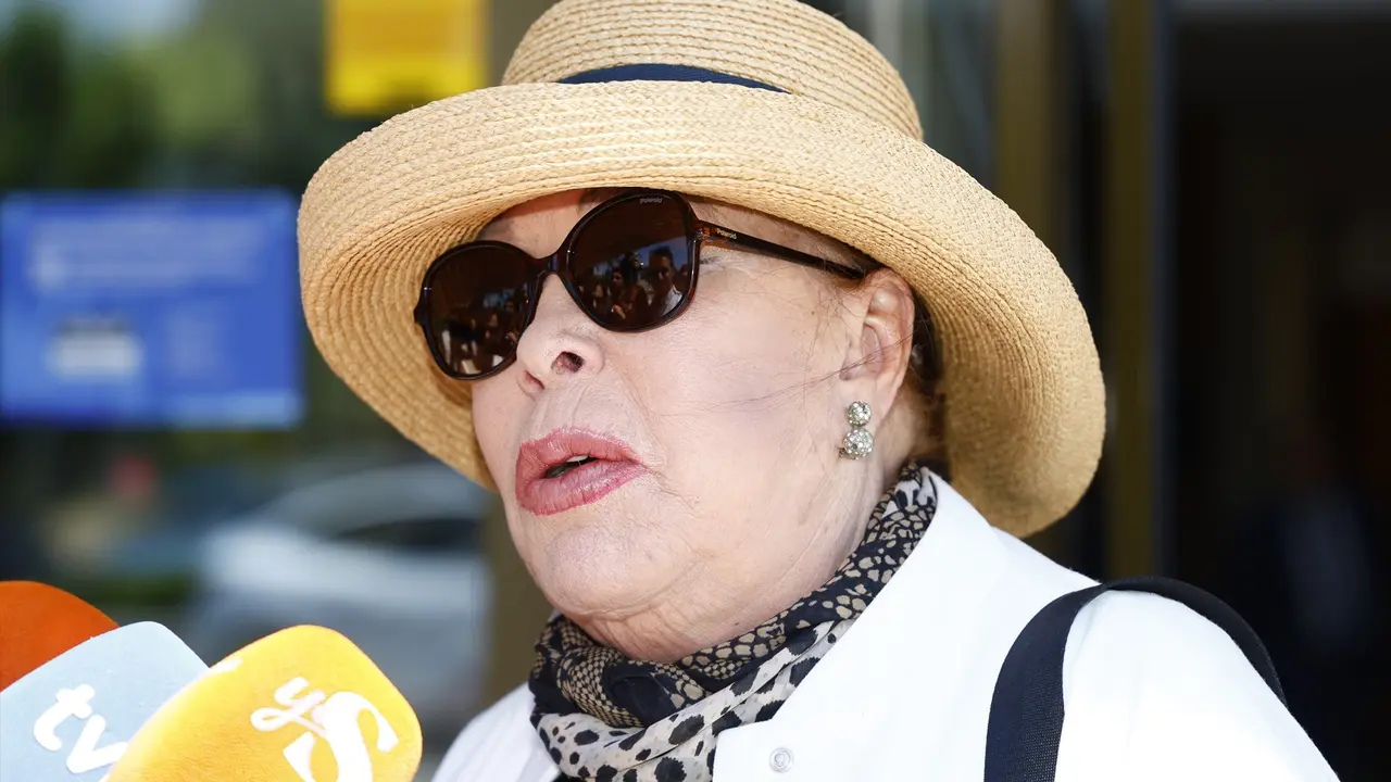Massiel atiende a la prensa. / Jose Velasco / Archivo