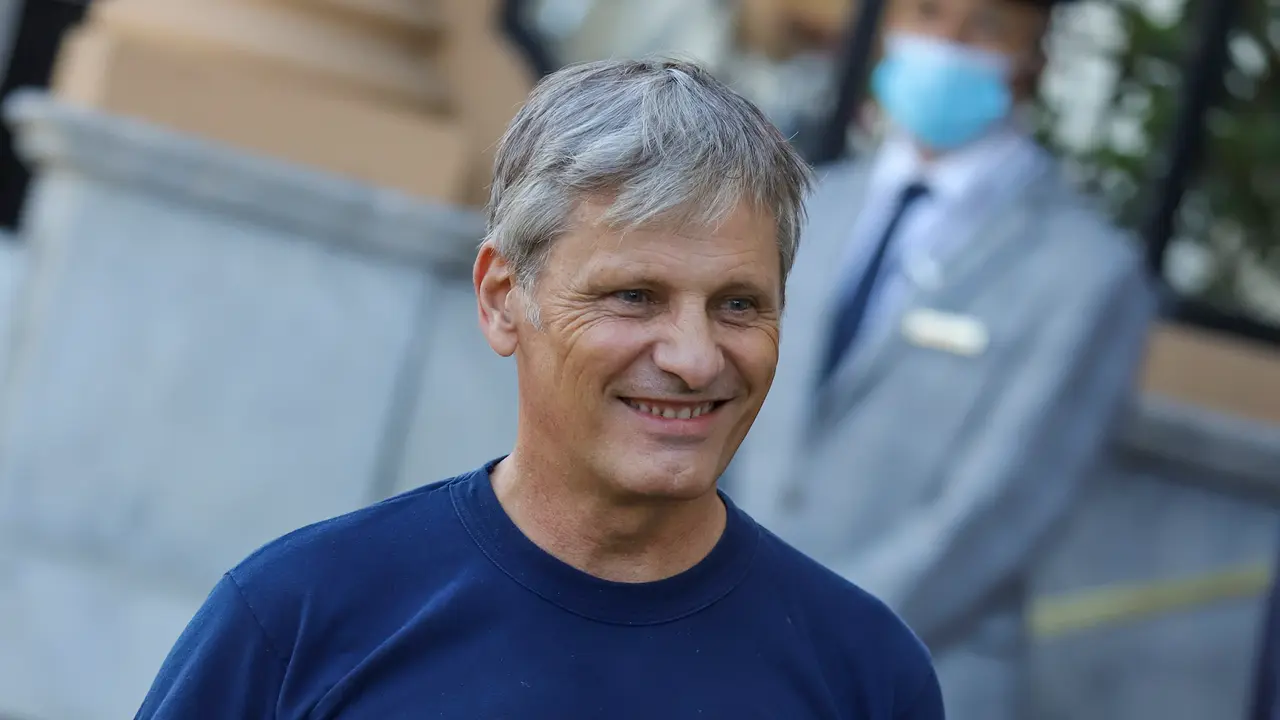 Viggo Mortensen destaca Patra&ntilde;as que me cont&oacute; mi profe como una obra influyente. / EP
