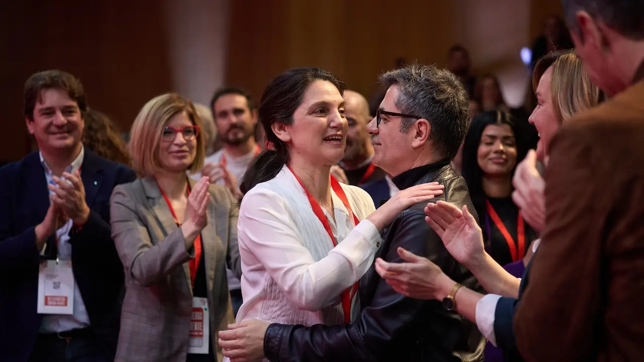 La ex jefa de gabinete del ex jefe de gabinete del Ministerio de Presidencia, Pilar S&aacute;nchez-Acera  Pilar S&aacute;nchez Acera, y el ministro de la Presidencia, F&eacute;lix Bola&ntilde;os. / Jes&uacute;s Hell&iacute;n