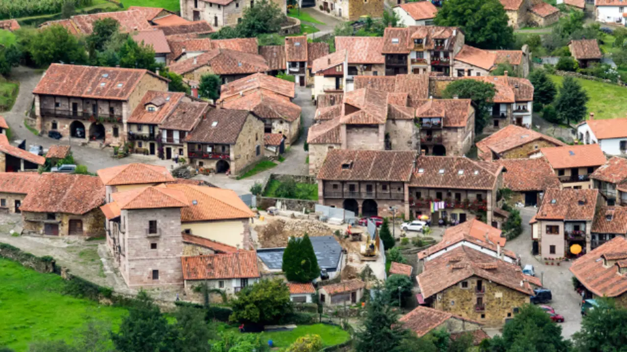 Carmona uno de los pueblos con encanto de Cantabria. / A.S.