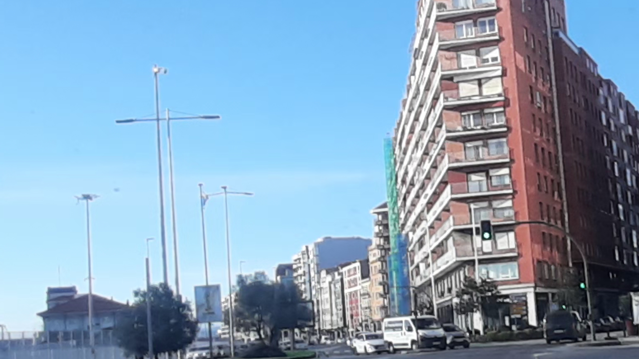 Vista de los edificios de la calle Castilla al final de la misma. / Archivo Alerta
