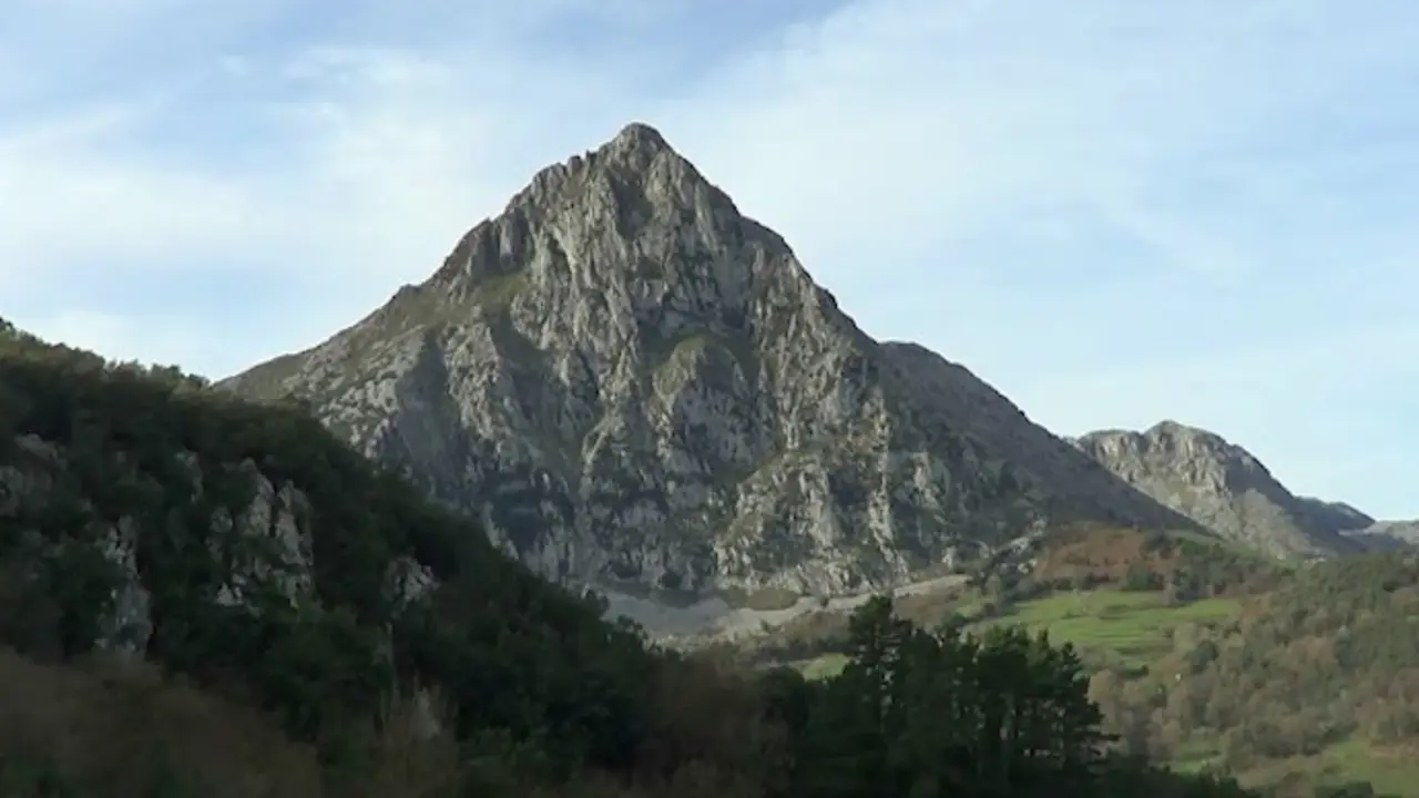 El Pico San Vicente en Ramales de la Victoria. / YT