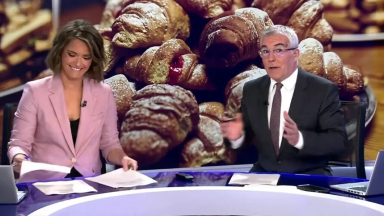 Captura de pantalla de los presentadores de Informativos Telecinco. / Redes sociales