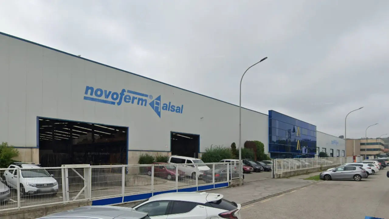 Novoferm es uno de los mayores proveedores europeos de sistemas de puertas, portones, marcos y plantas para la industria, el comercio y los clientes ...