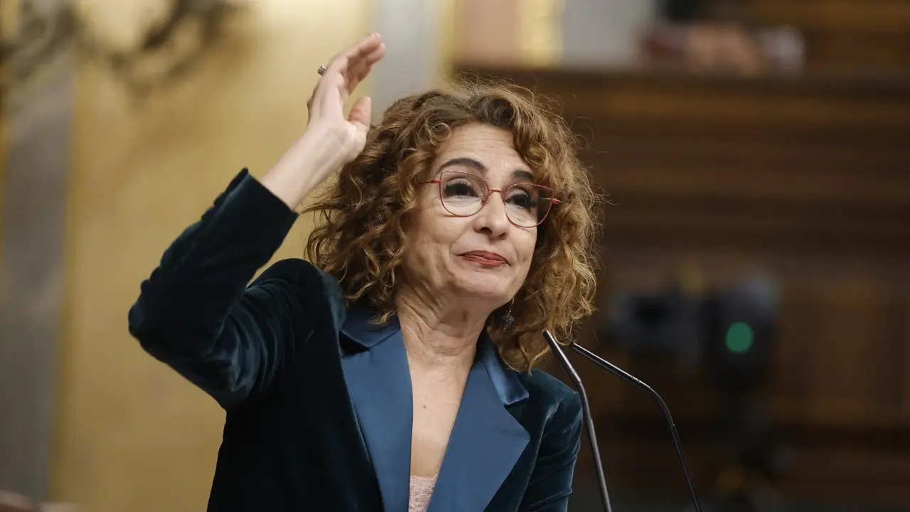 La vicepresidenta primera y ministra de Hacienda, Mar&iacute;a Jes&uacute;s Montero. / Jes&uacute;s Hell&iacute;n
