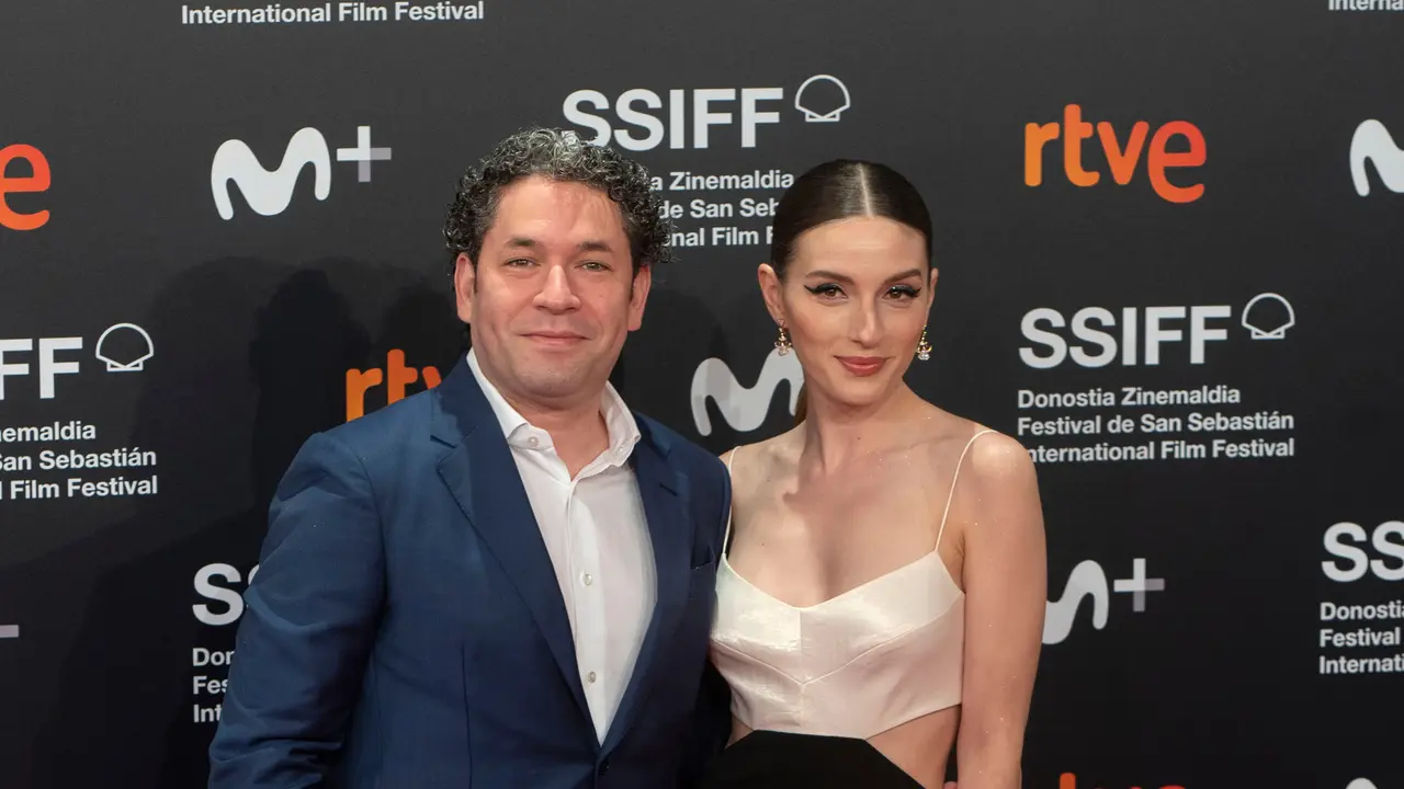 Mar&iacute;a Valverde y su marido Dudamel debutan juntos en la direcci&oacute;n. / EP