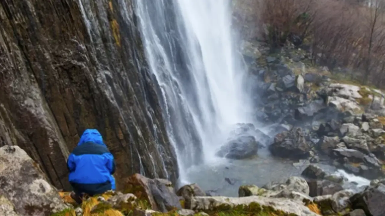 Cascada del As&oacute;n, Parque Natural Collados del As&oacute;n. / A.S.