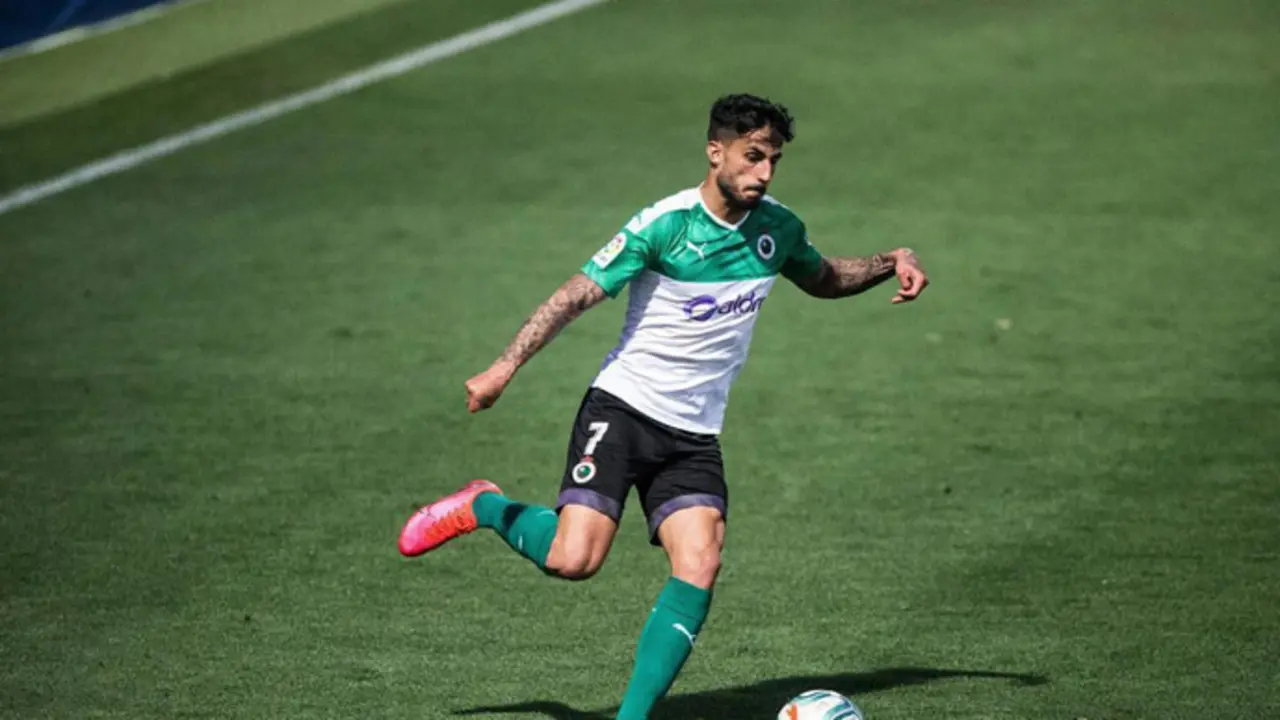 El exjugador del Racing de Santander, Nico Hidalgo. / x