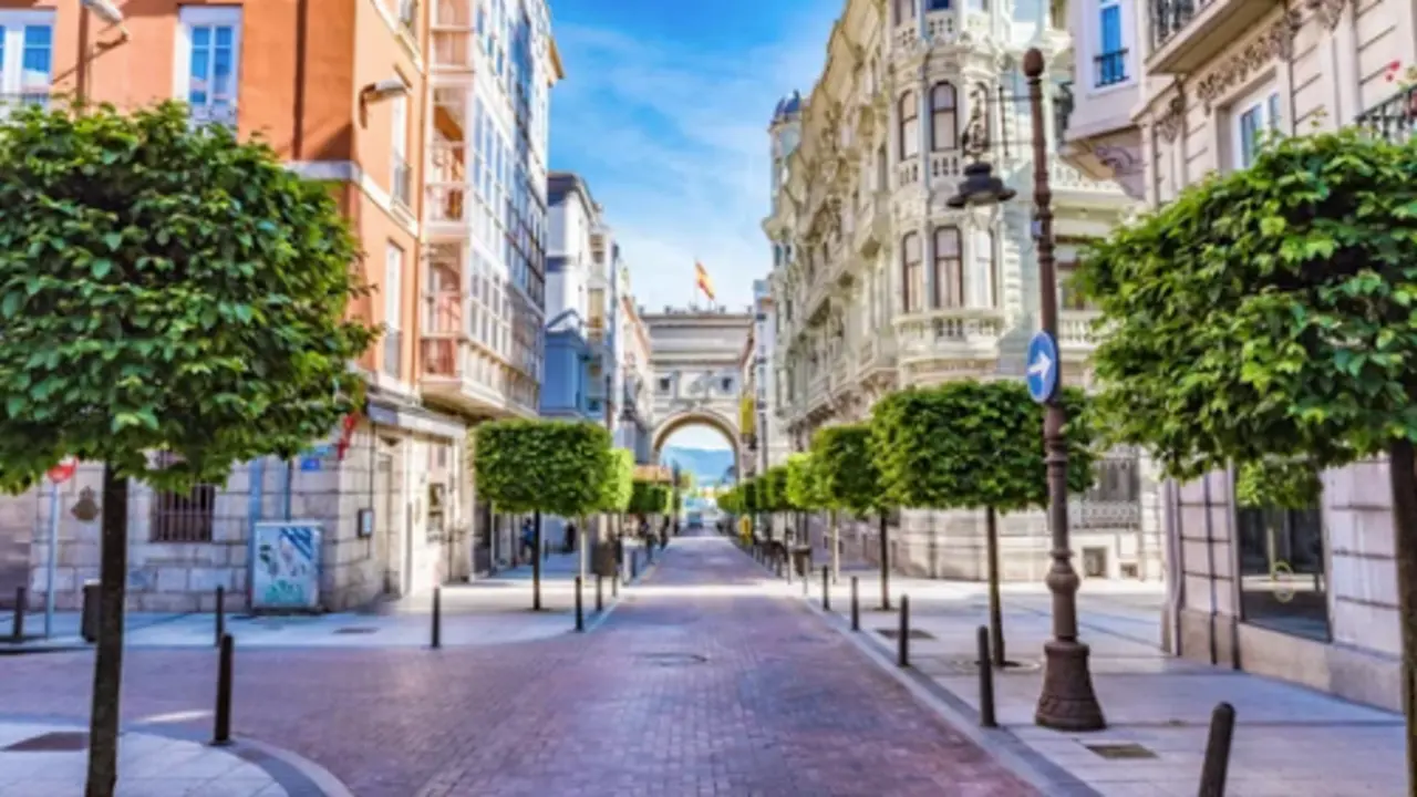 Una de las calles principales de Santander. / A.S.