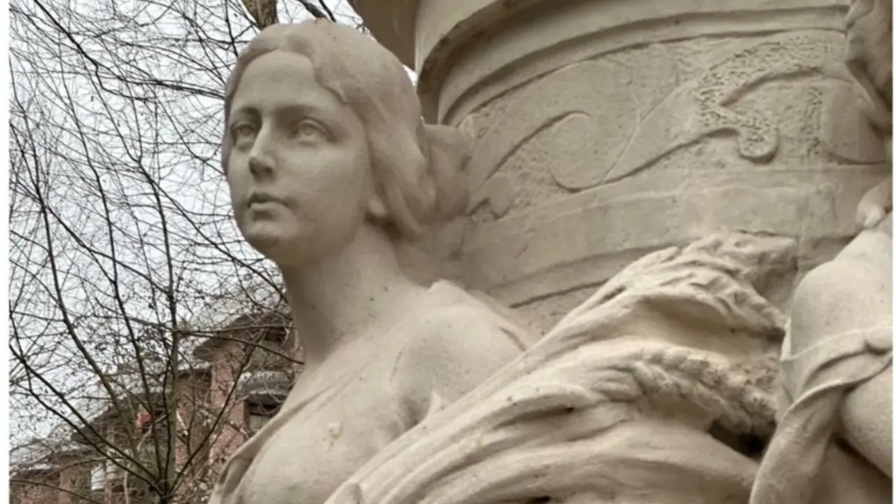 Una de las partes de la farola en detalle. / RRSS