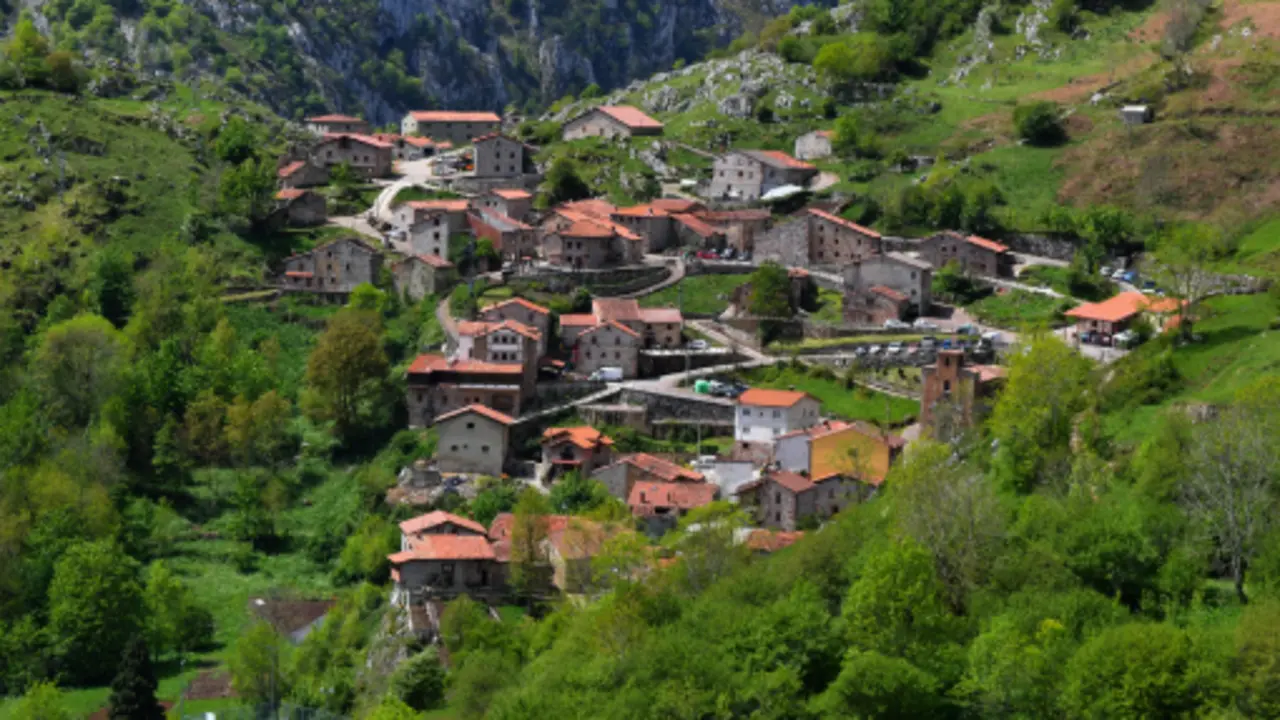 Vista panor&aacute;mica de Tresviso. / A.S.