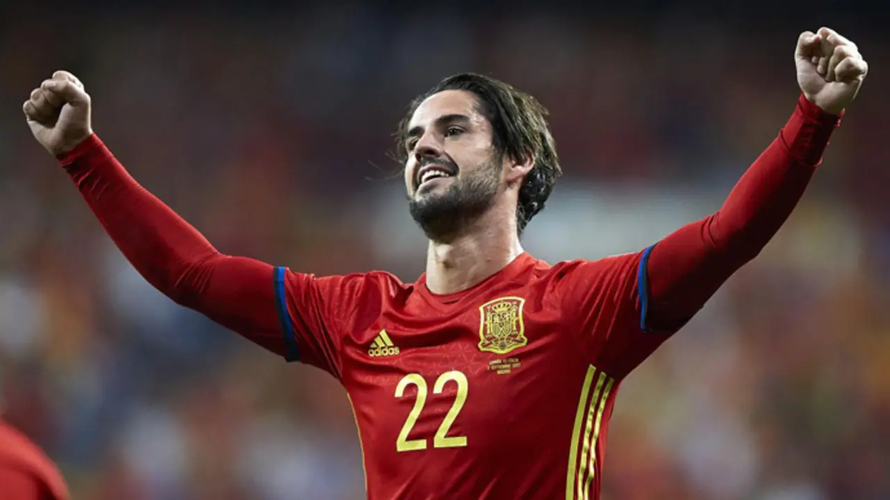 Isco celebra uno de sus goles con la selecci&oacute;n espa&ntilde;ola. / x