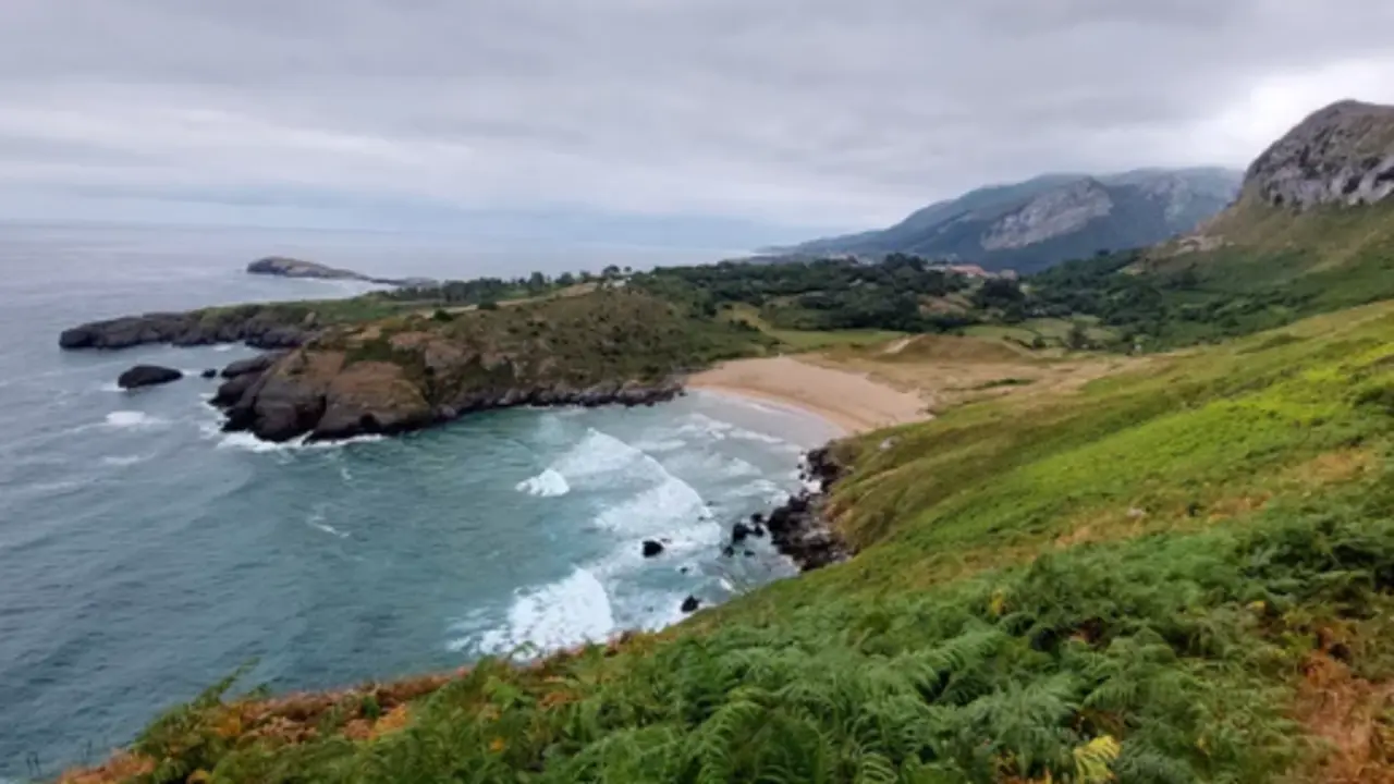 Playa de Liendo en Cantabria. / A.S.