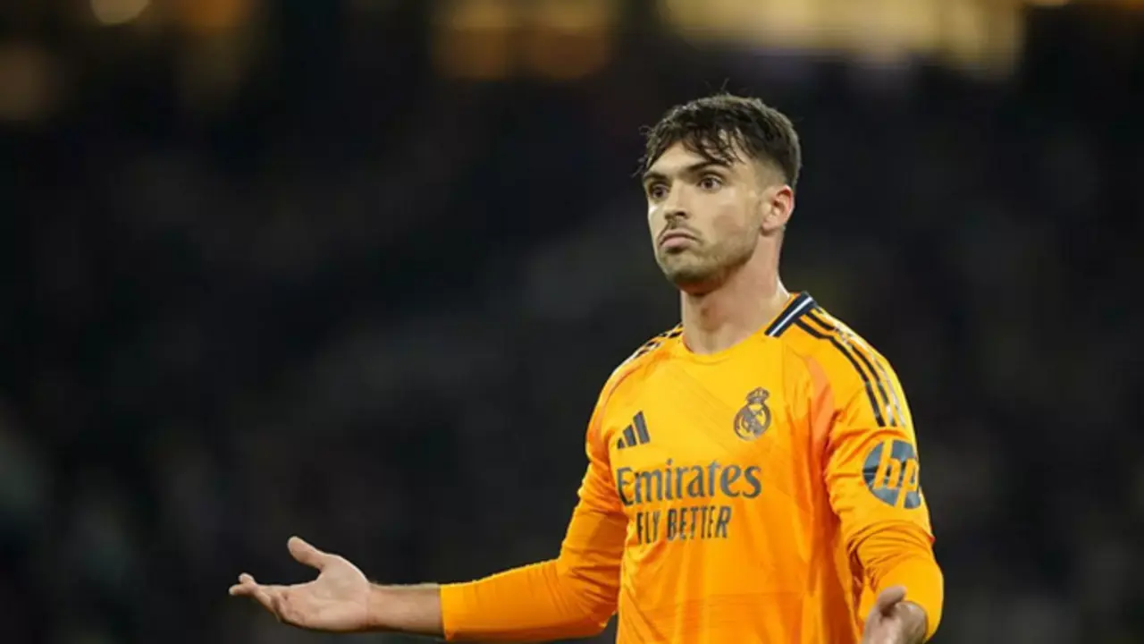 El jugador del Real Madrid, Ra&uacute;l Asencio. / x