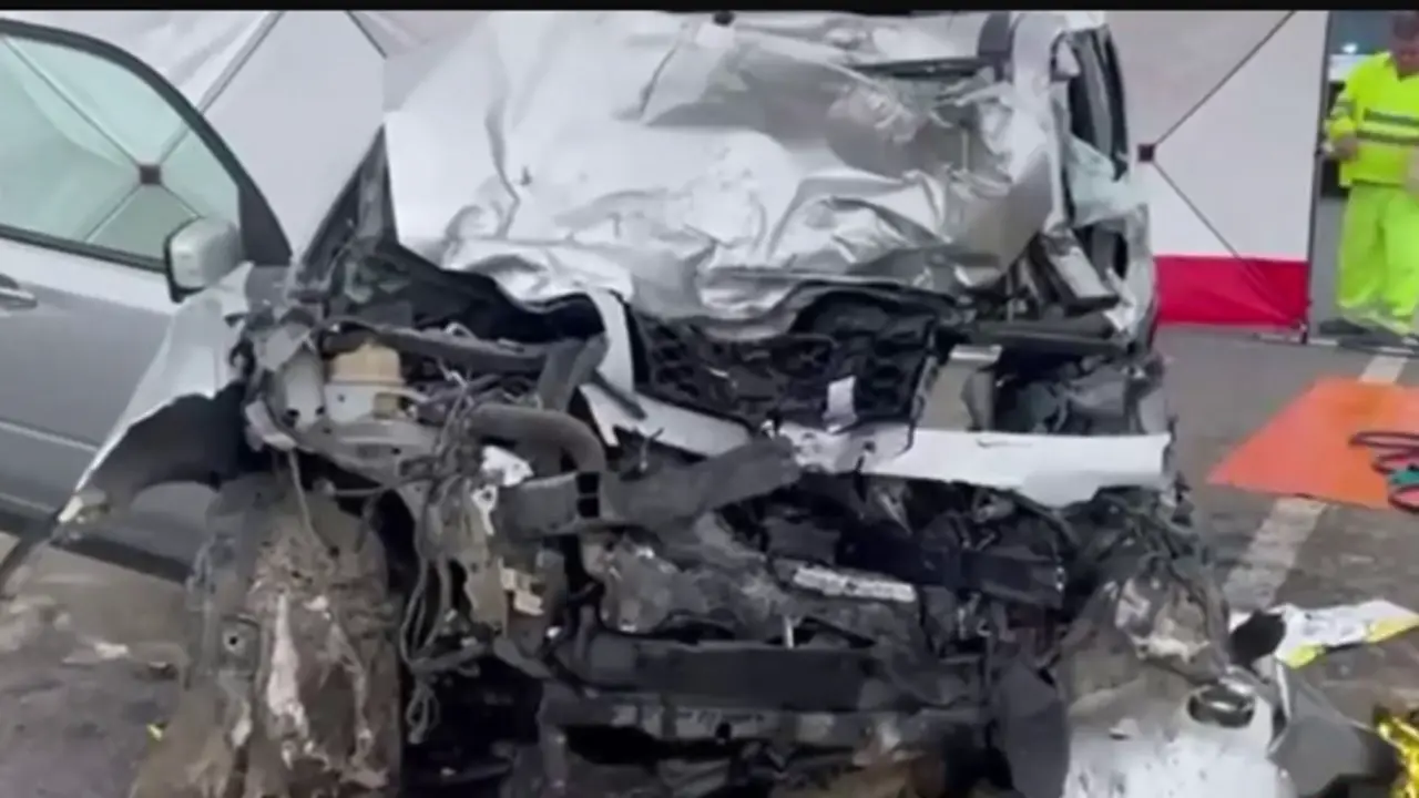 Coche siniestro tras el accidente. / X