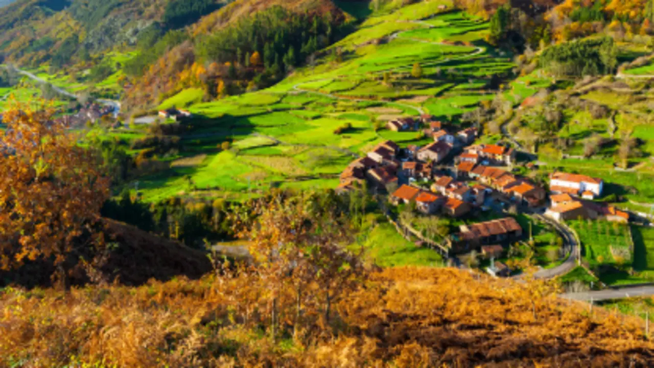 Vista del peque&ntilde;o pueblo de Carmona. / A.S.