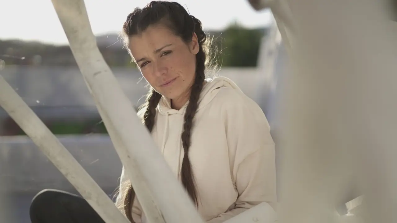 Isabel Aai&uacute;n regresa con "Ojopaloma", su nuevo sencillo rumbero. / EP