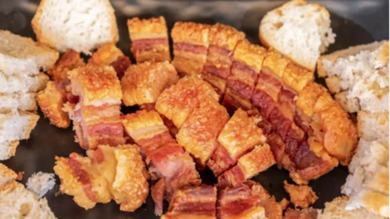 Un plato con torreznos de Soria. / A.S.P