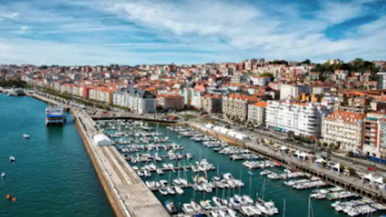 Vista de la bah&iacute;a de Santander.