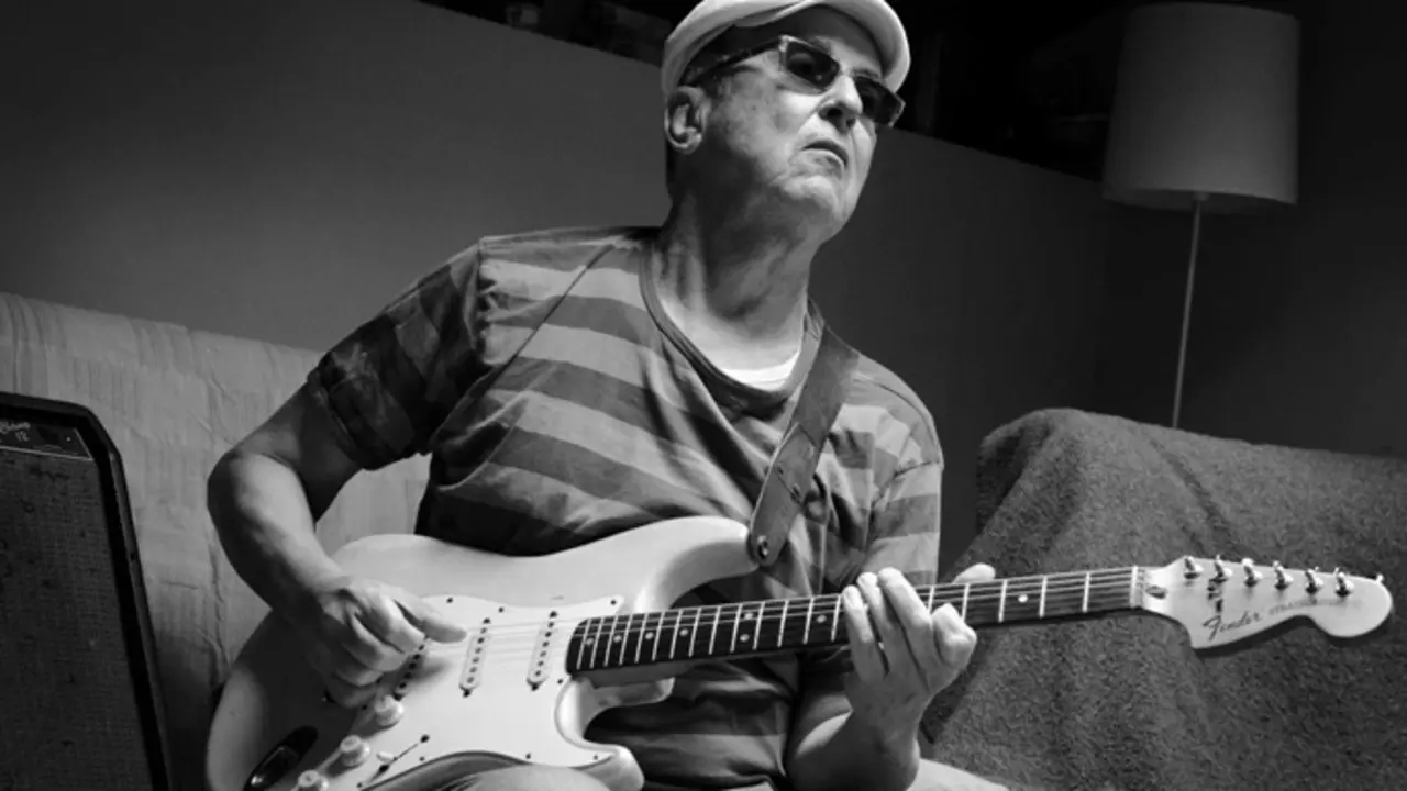 El guitarrista, juanjo Respuela, del grupo 'Bloque' y 'La Bea'. / x