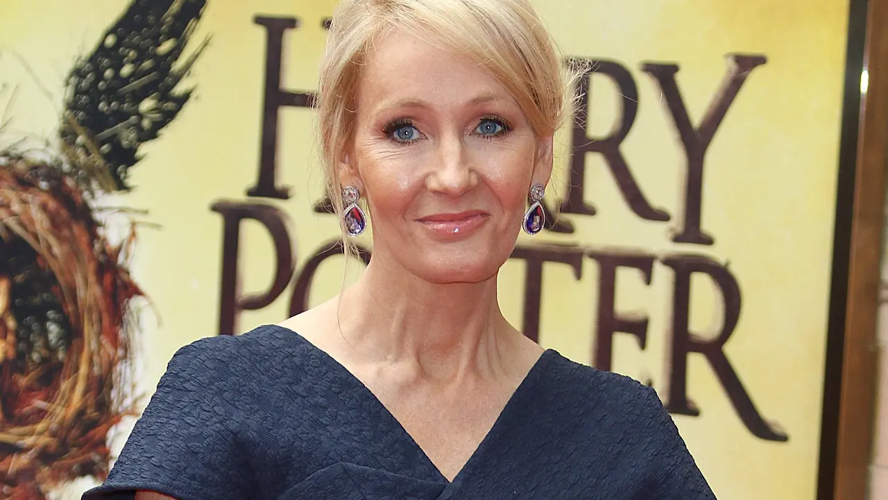 J.K. Rowling ha hecho un comentario en X que se ha interpretado como una cr&iacute;tica a Daniel Radcliffe, Emma Watson y Rupert Grint. / EP
