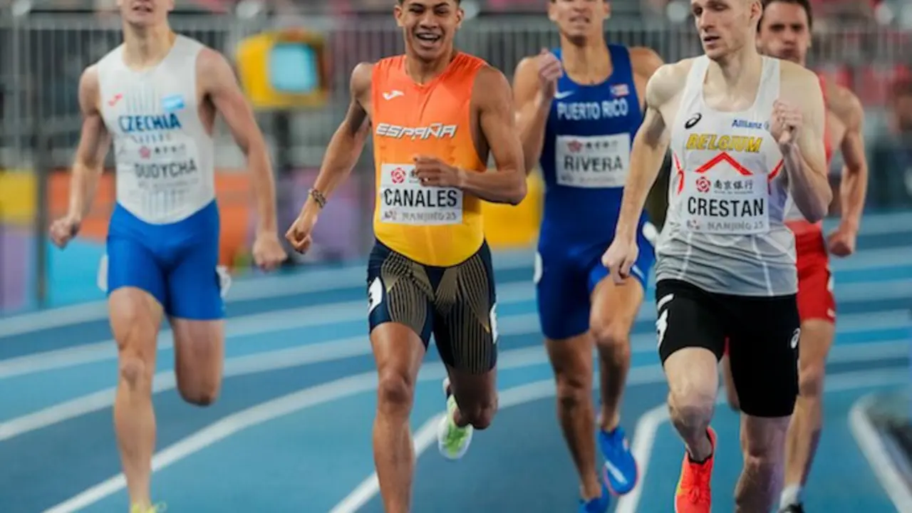 Josu&eacute; Canales pasa a la final de los 800 metros del Mundial de pista cubierta. / RFEA
