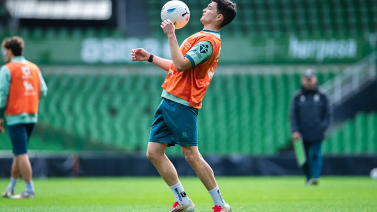 el mediocentro verdiblanco Aritz Aldasoro. / RRC