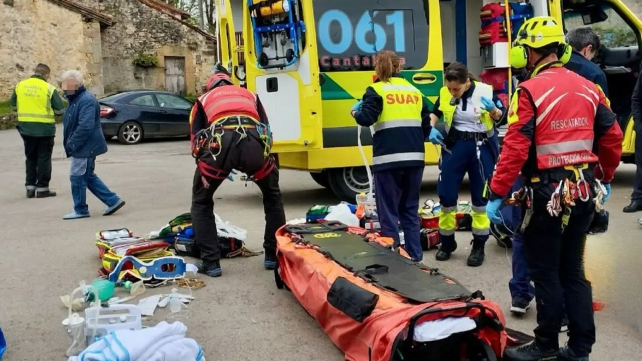 Los equipos de emergencia se desplazaron para atender al herido. / Alerta