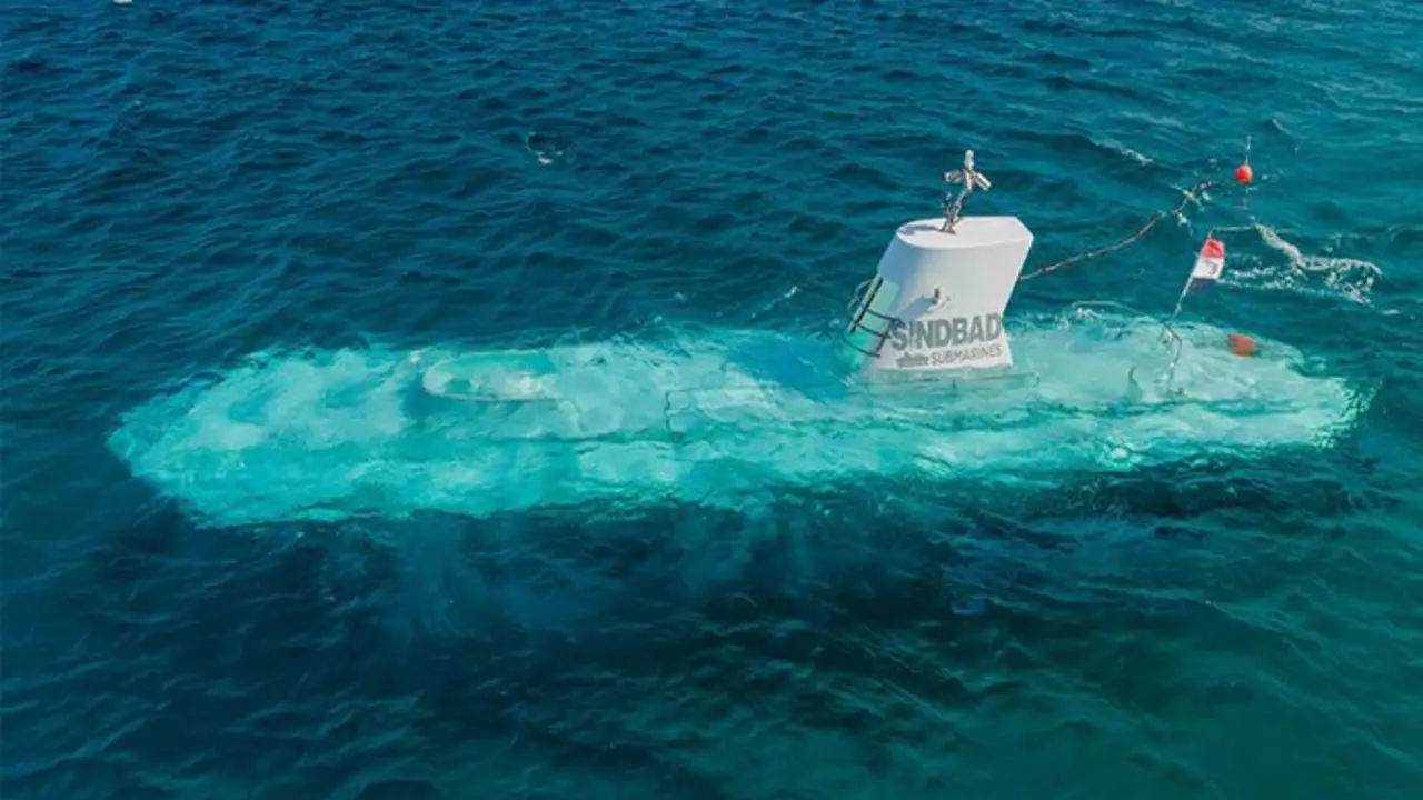Uno de los submarinos tur&iacute;sticos 'Simbad'. / x