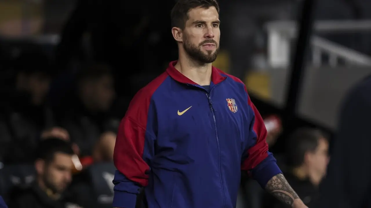&Iacute;&ntilde;igo Mart&iacute;nez durante el partido ante el Osasuna. / EP