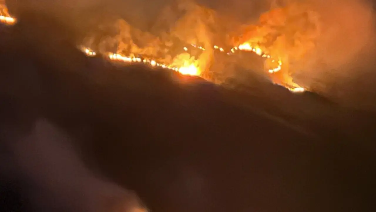 Un incendio en Cantabria. / 112