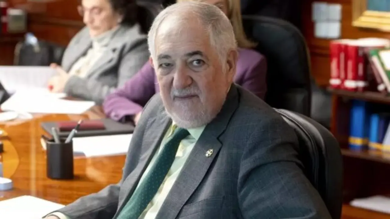 El presidente del Tribunal Constitucional, C&aacute;ndido Conde-Pumpido. / EP
