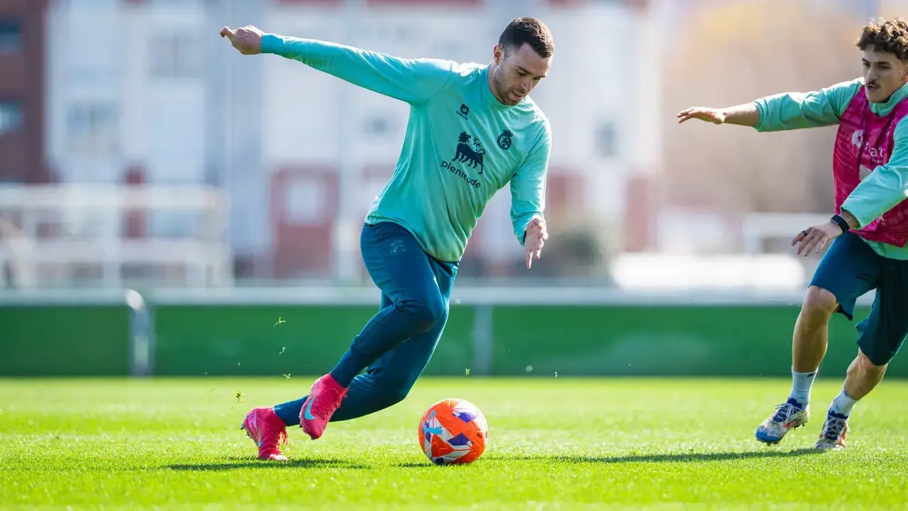El jugador del Racing, Manu Hernando. / RRC