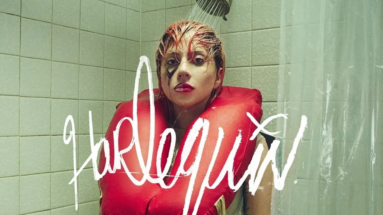 Lady Gaga durante el lanzamiento de Harlequin. / EP