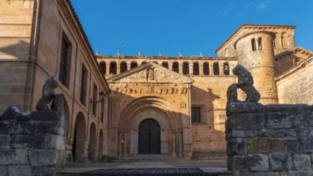 La colegiata de Santillana del Mar. / A.S.