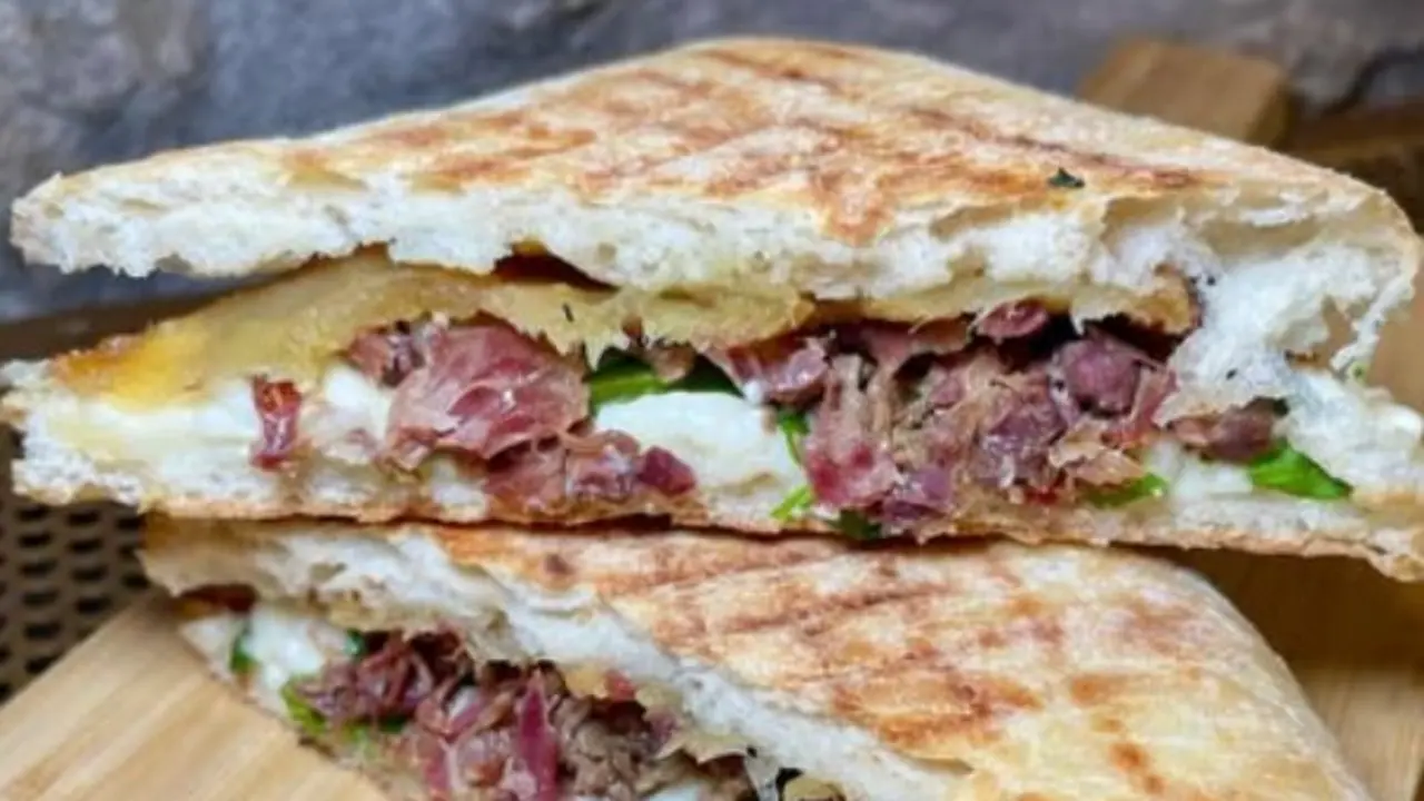 Uno de los sandwich que ofrece el local. / IG