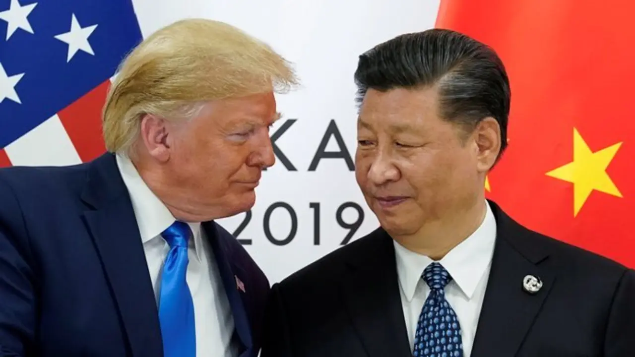 Donald Trump y el presidente chino Xi Jinping en la cumbre del G20 en Osaka, Jap&oacute;n, el pasado mes de junio. / EP