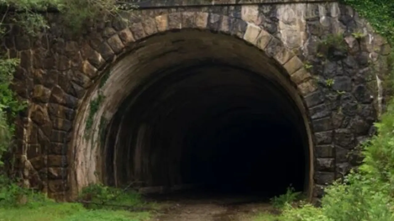 El t&uacute;nel de la Enga&ntilde;a. / A.S.