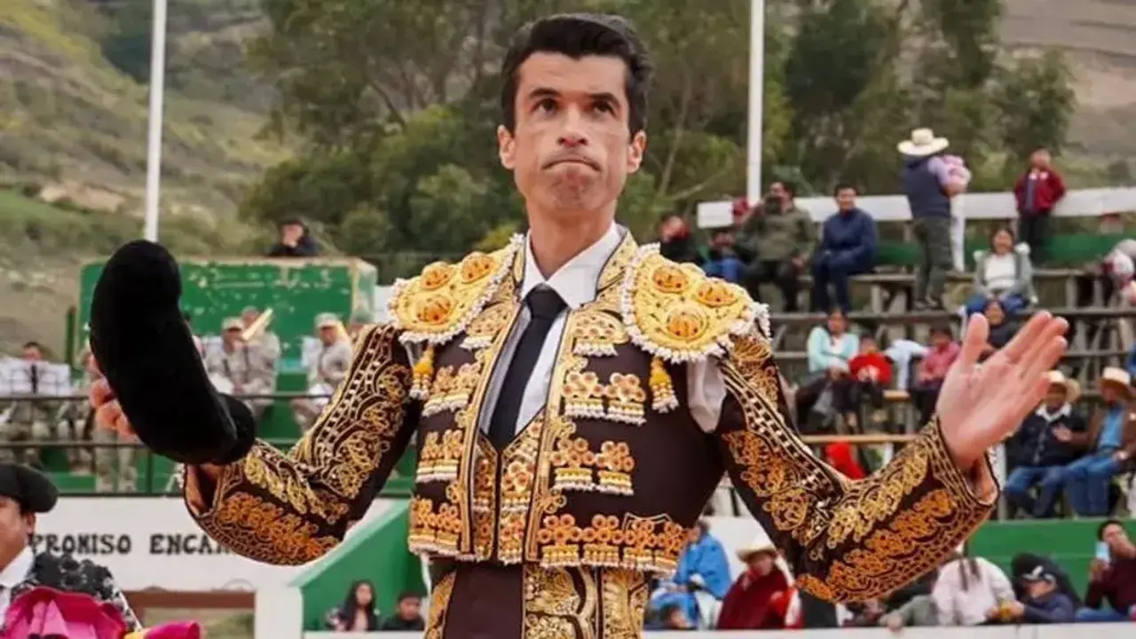 Rafael de Julia anuncia su retirada temporal de la tauromaquia por salud. / @RAFAELDEJULIA