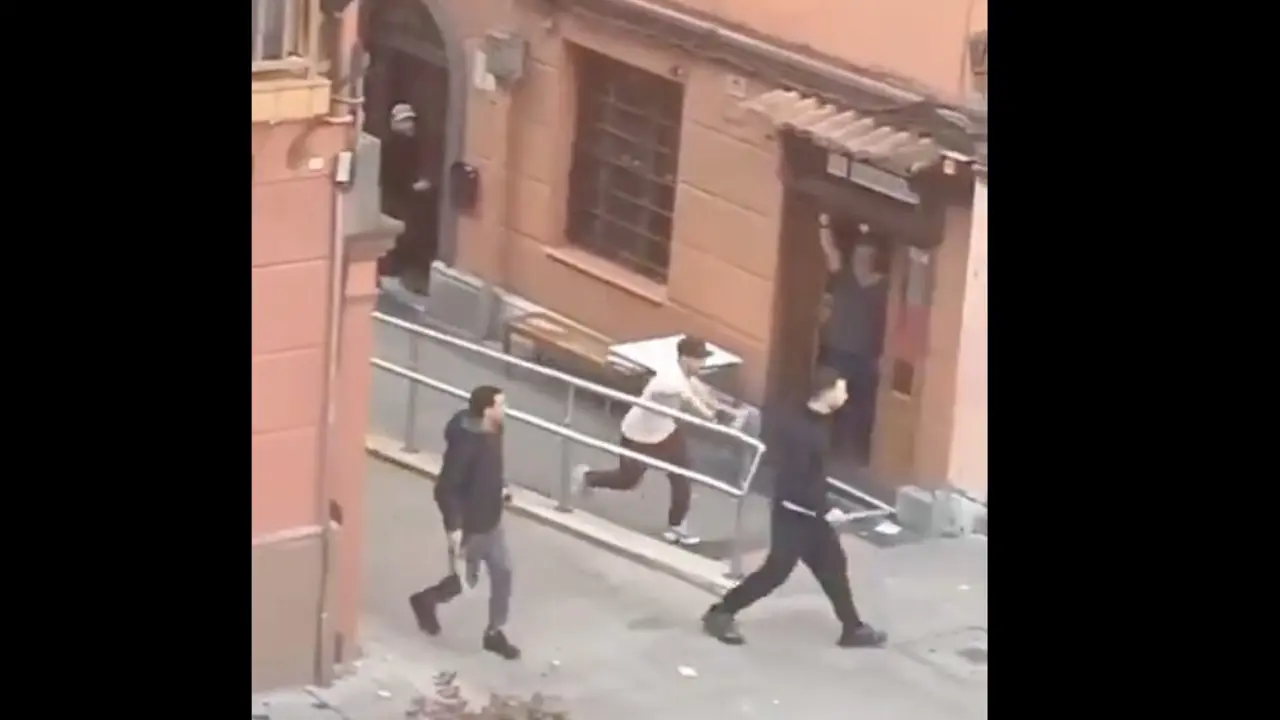 El incidente ha generado alarma entre los vecinos de la zona, quienes denuncian un aumento de la inseguridad y los conflictos callejeros en el barrio de Zabala.