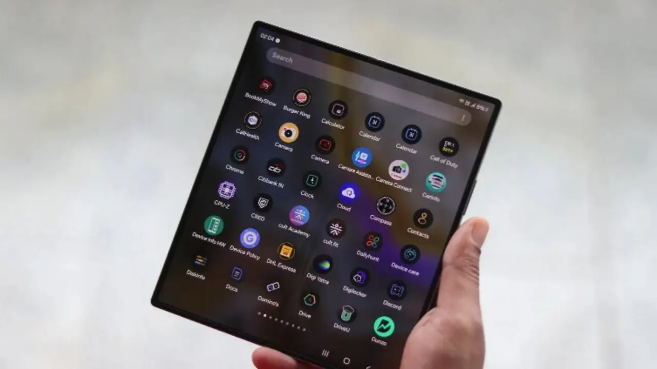 Los fans de Samsung no est&aacute;n contentos con la gesti&oacute;n de la actualizaci&oacute;n a One UI 7 (Android 15) por parte de la compa&ntilde;&iacute;a.