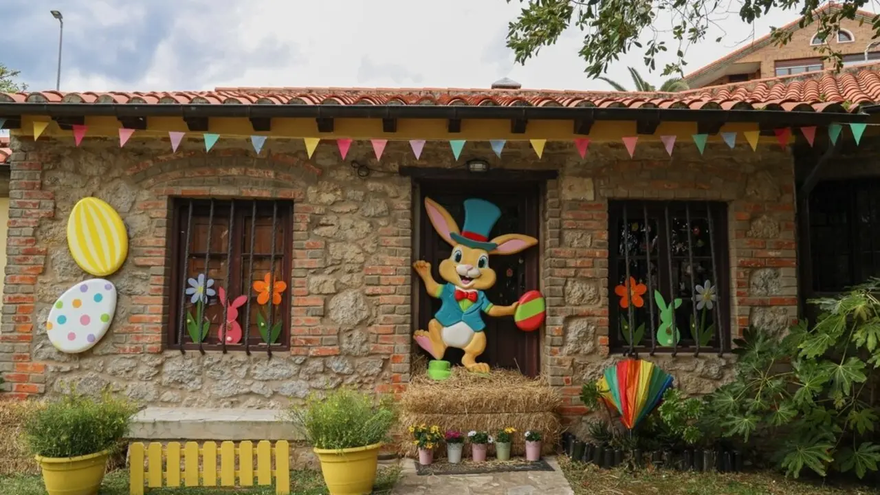 Fachada de El Jard&iacute;n Encantado de Pascua. / A.E