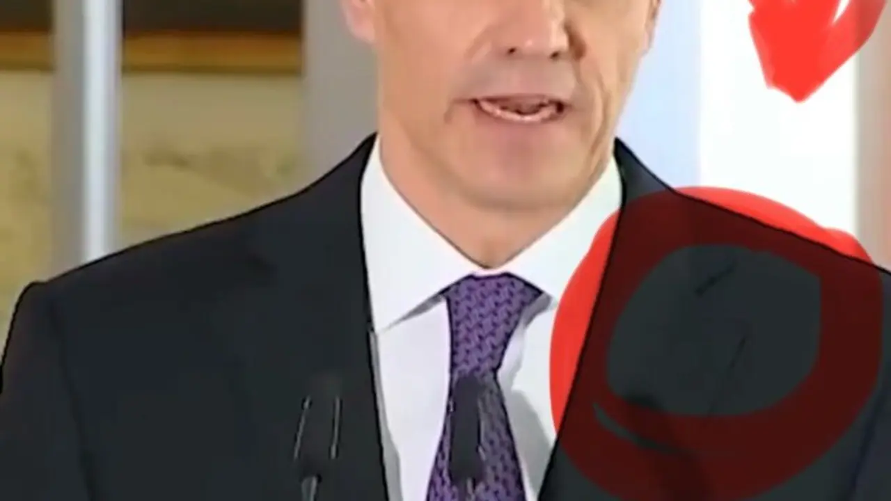Pedro S&aacute;nchez, sin el pin de la Agenda 2030 durante su intervenci&oacute;n en China, un gesto que ha generado m&uacute;ltiples reacciones en redes sociales