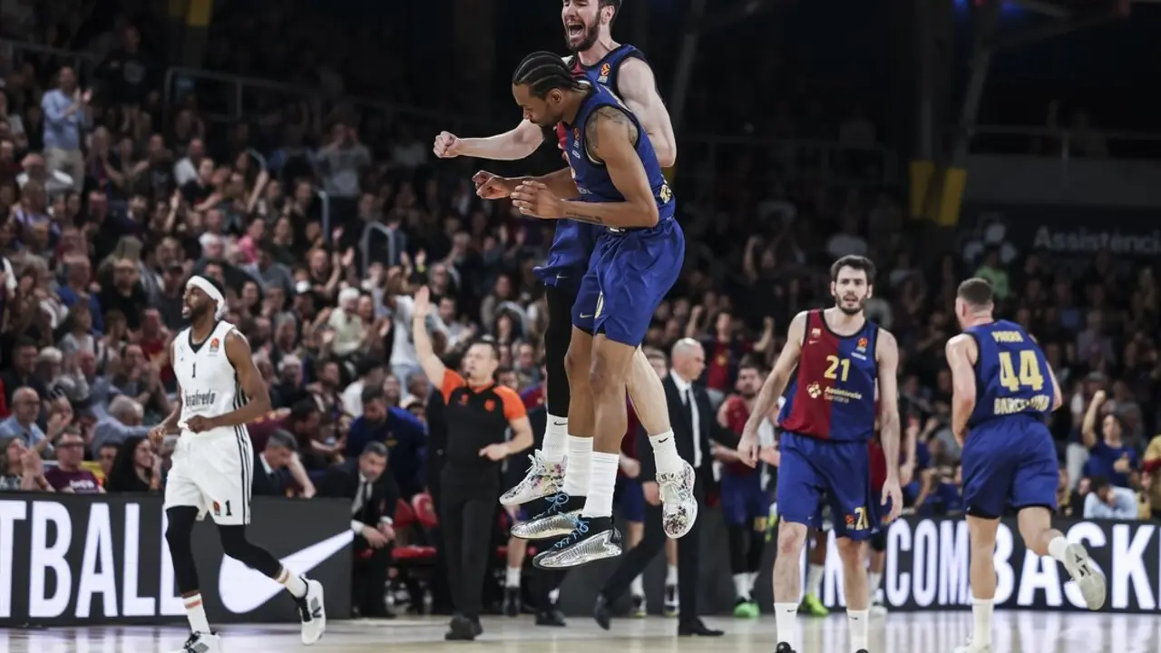 Kevin Punter y Dario Brizuela celebran la victoria de ayer. / EP