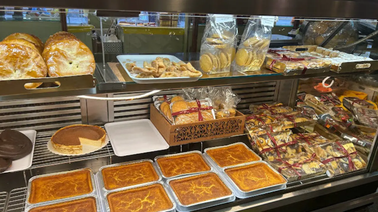 Algunos de los productos que vende el local. / A.E